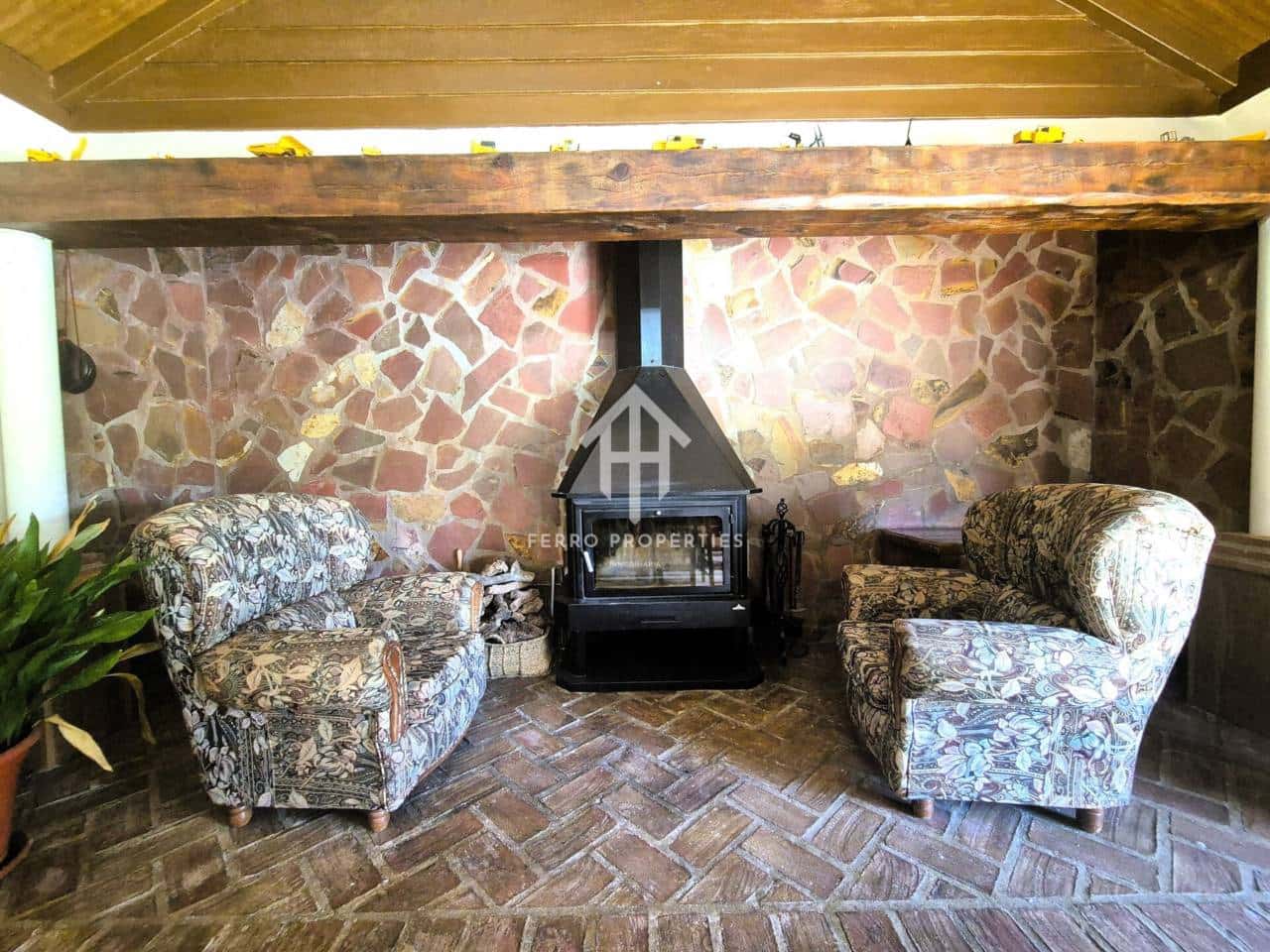 Quinta/Casa Rural para venda em Loja - 380 000 € (Ref: 9152548)