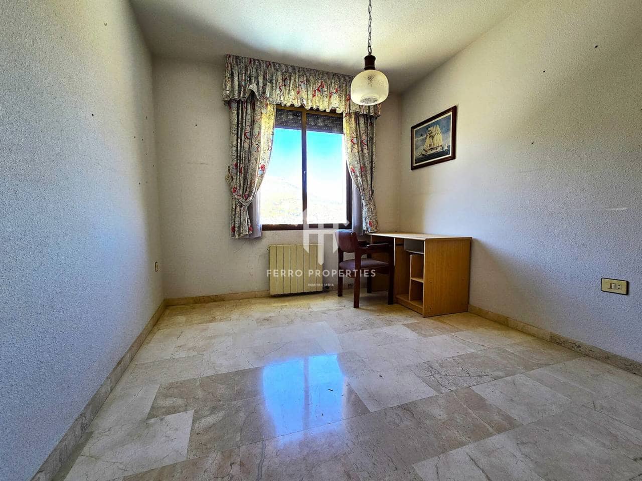 5 quarto Moradia para venda em Loja com piscina garagem - 240 000 € (Ref: 9152550)