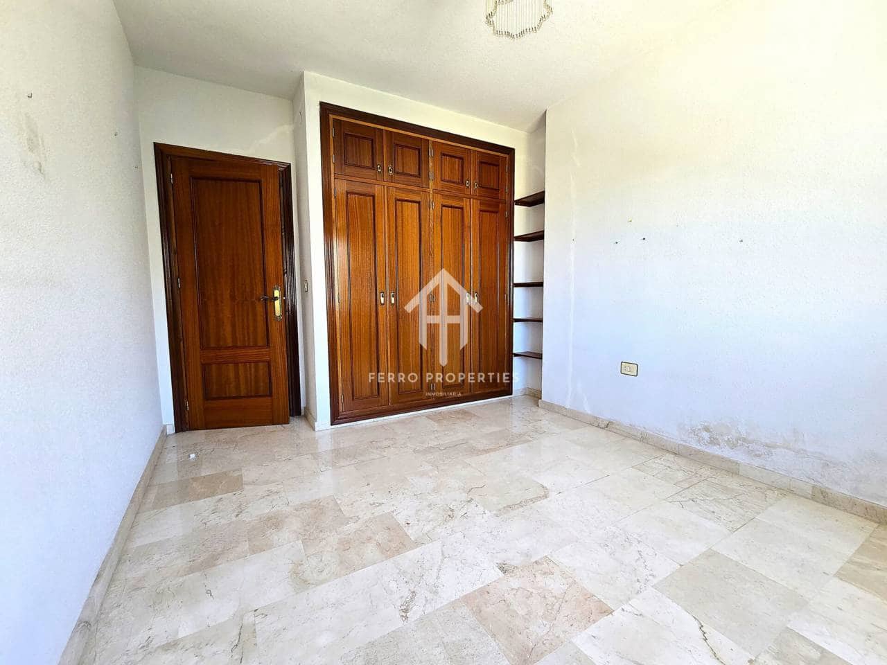 5 quarto Moradia para venda em Loja com piscina garagem - 240 000 € (Ref: 9152550)