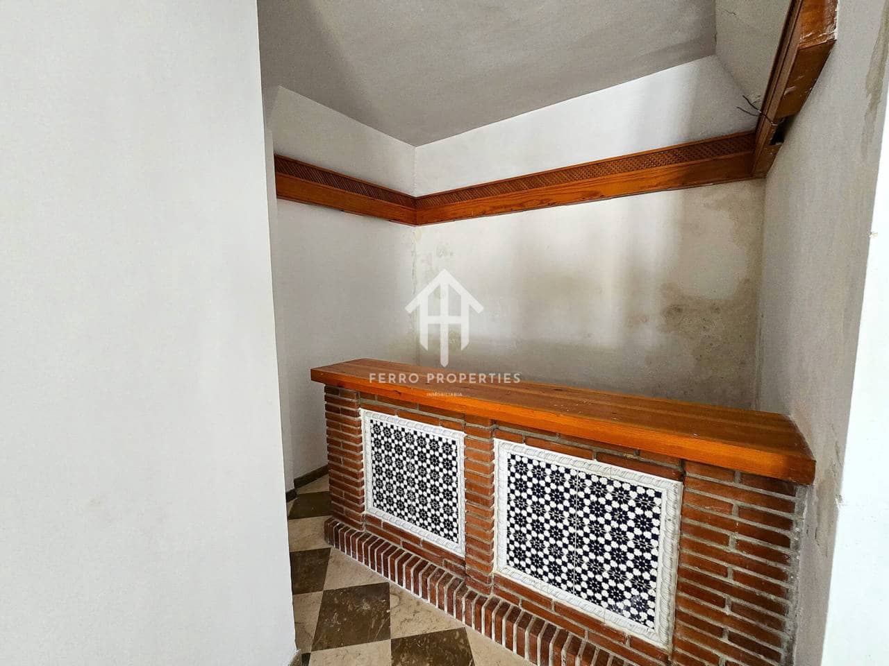 5 quarto Moradia para venda em Loja com piscina garagem - 240 000 € (Ref: 9152550)