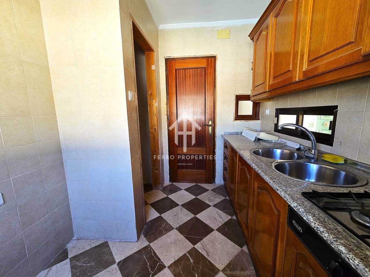 5 quarto Moradia para venda em Loja com piscina garagem - 240 000 € (Ref: 9152550)