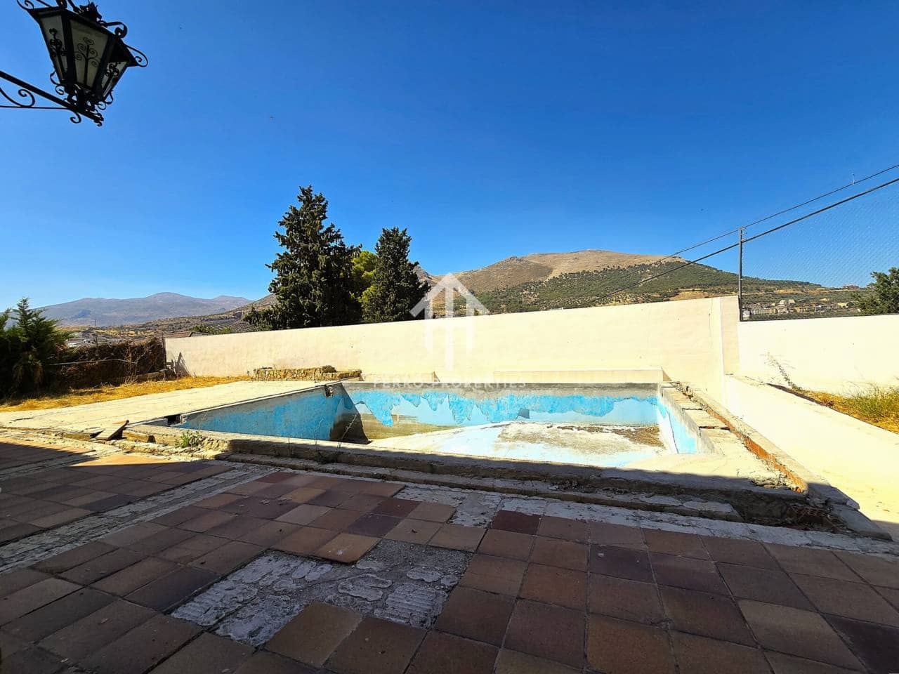 5 quarto Moradia para venda em Loja com piscina garagem - 240 000 € (Ref: 9152550)