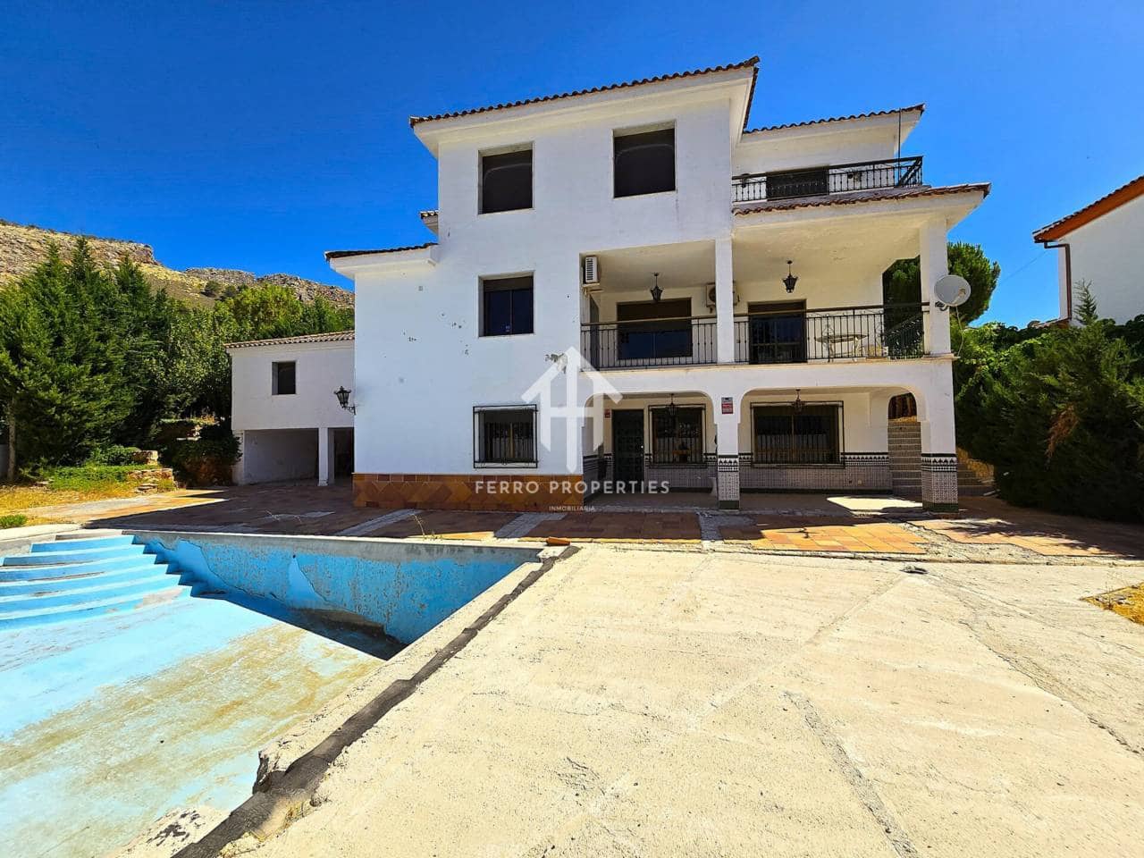 5 quarto Moradia para venda em Loja com piscina garagem - 240 000 € (Ref: 9152550)