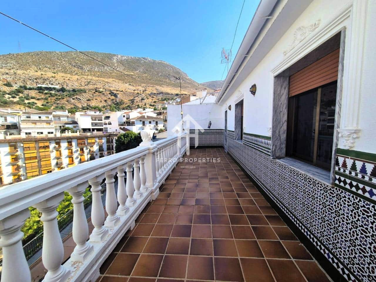 3 slaapkamer Appartement te koop in Loja - € 149.900 (Ref: 9152552)