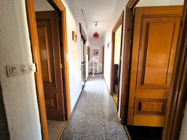 3 slaapkamer Appartement te koop in Loja - € 149.900 (Ref: 9152552)