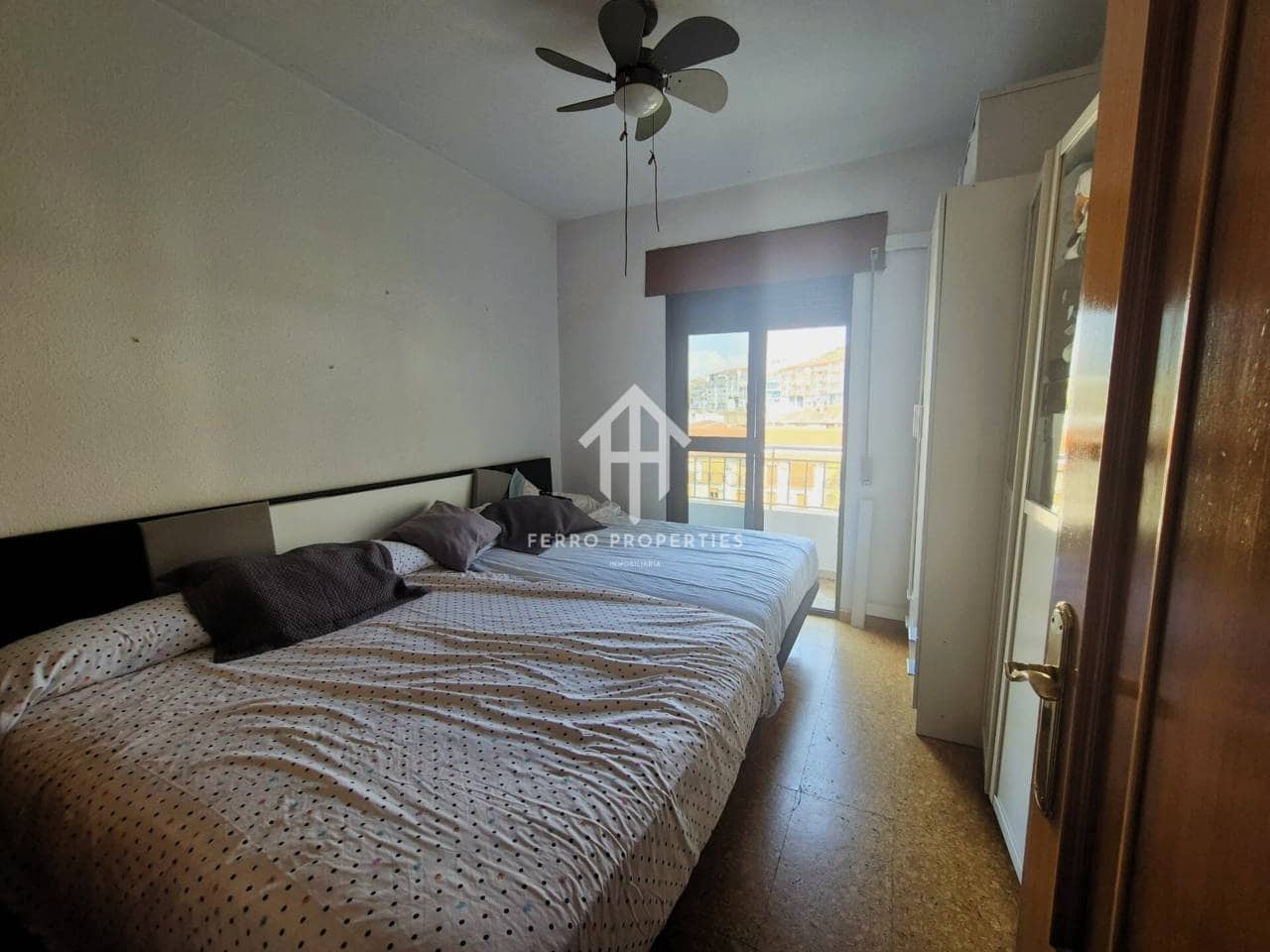 3 slaapkamer Appartement te koop in Loja - € 149.900 (Ref: 9152552)