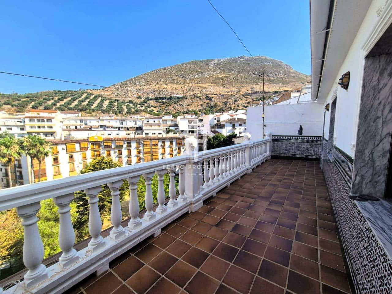 3 slaapkamer Appartement te koop in Loja - € 149.900 (Ref: 9152552)