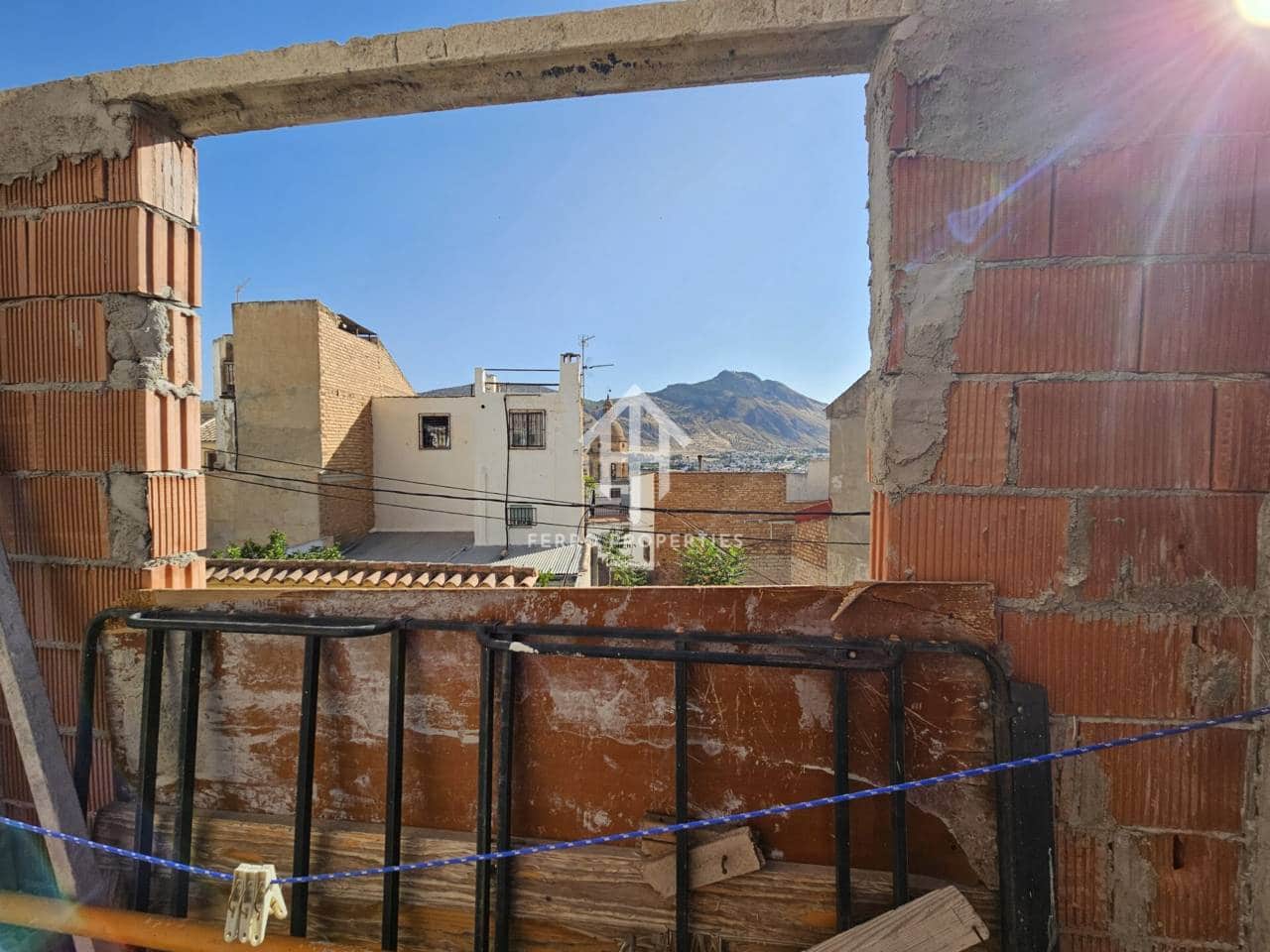 2 soverom Leilighet til salgs i Loja med garasje - € 55 000 (Ref: 9152566)