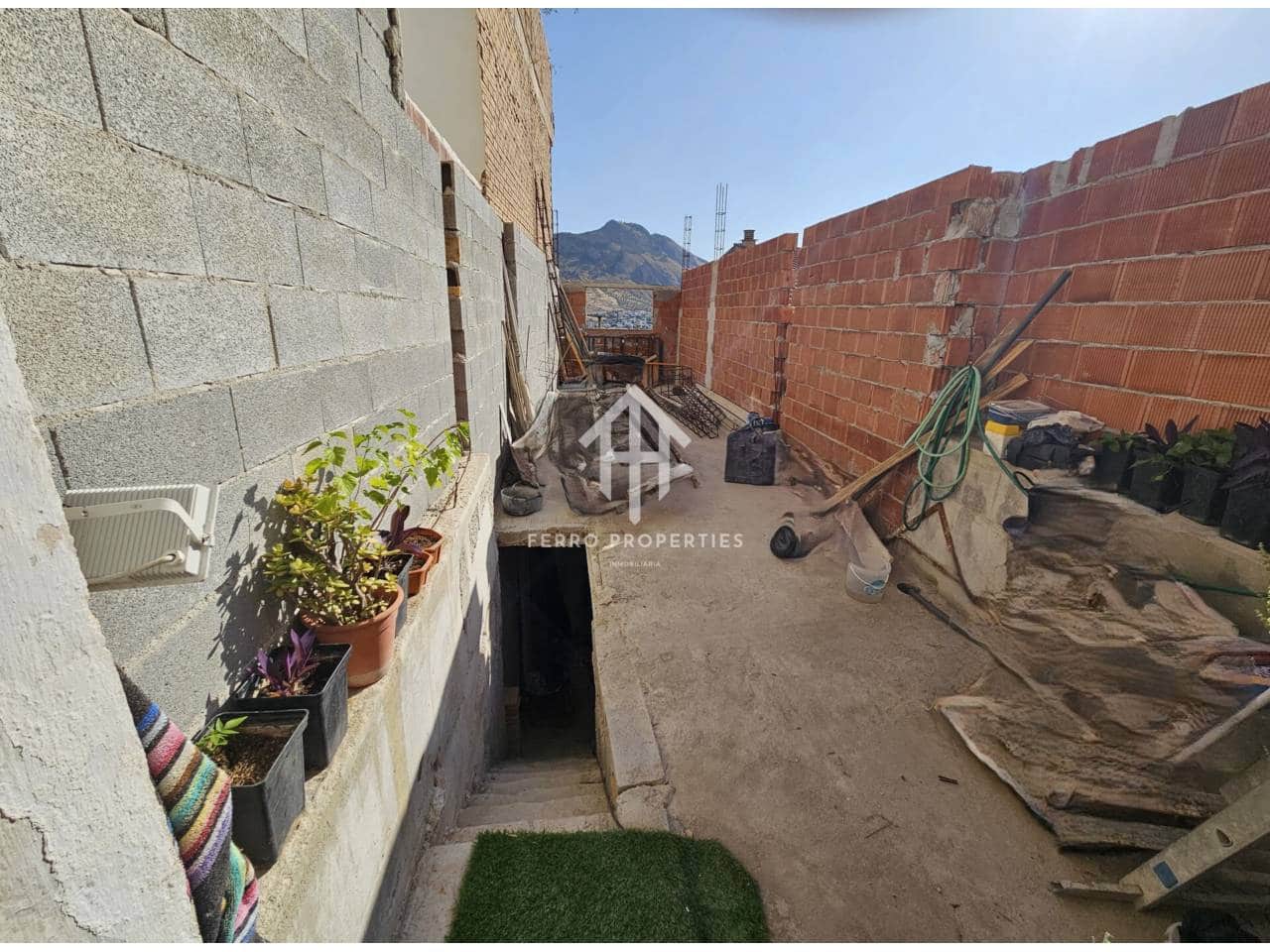 2 soverom Leilighet til salgs i Loja med garasje - € 55 000 (Ref: 9152566)