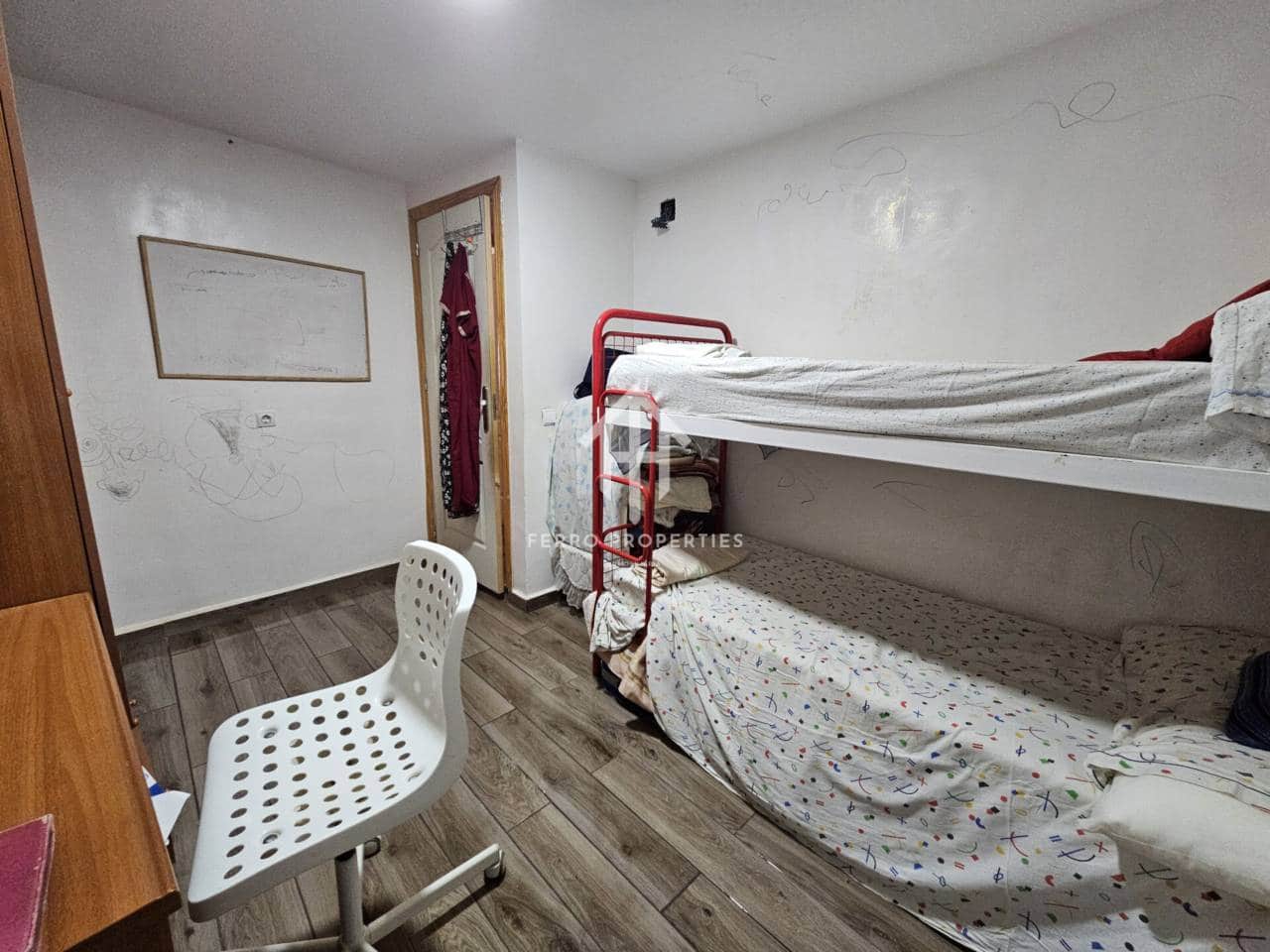 2 soverom Leilighet til salgs i Loja med garasje - € 55 000 (Ref: 9152566)