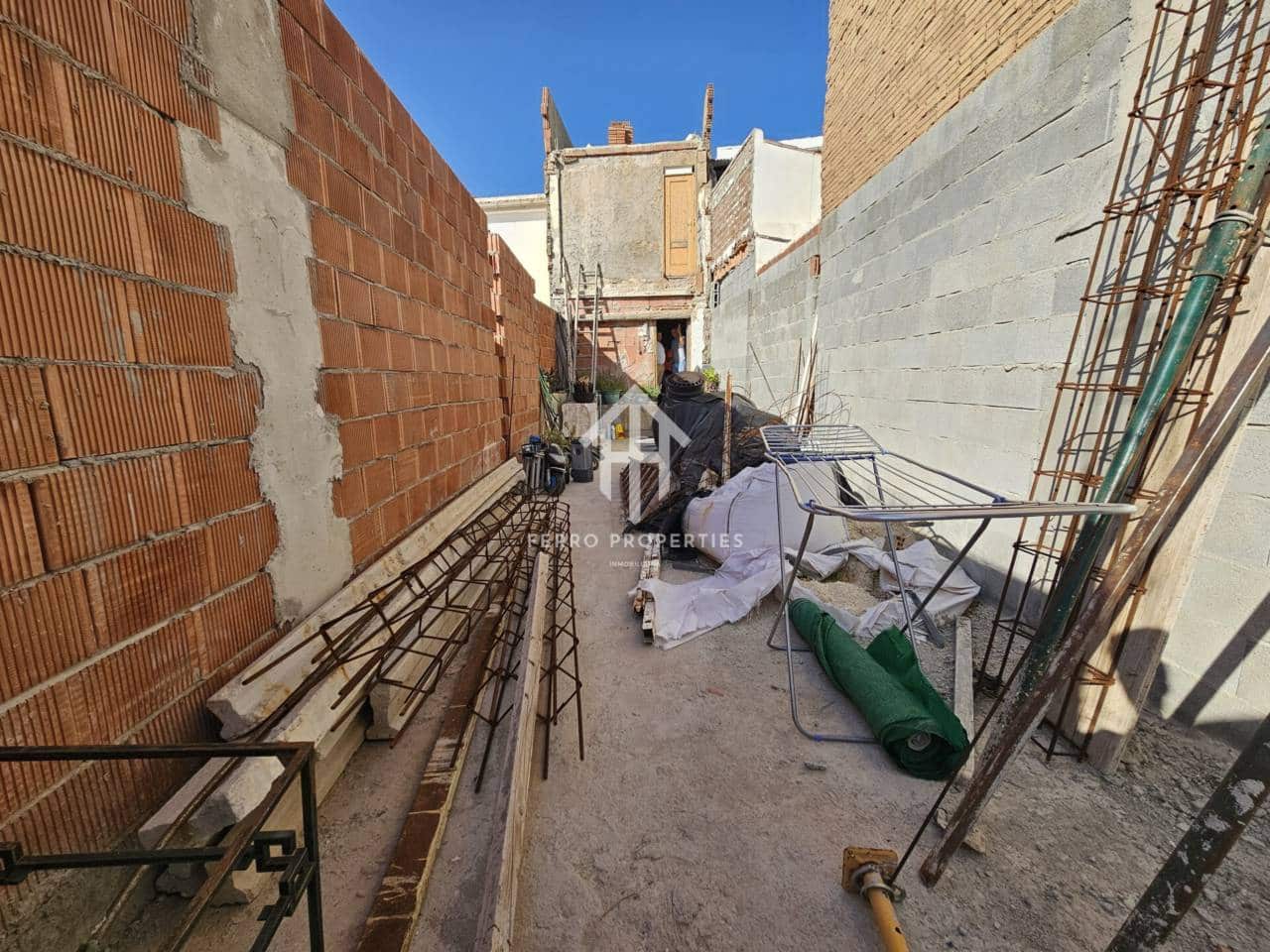 2 soverom Leilighet til salgs i Loja med garasje - € 55 000 (Ref: 9152566)