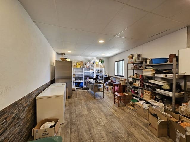 Restaurant/Bar for sale in Chimeneas - € 391,500 (Ref: 9152568)