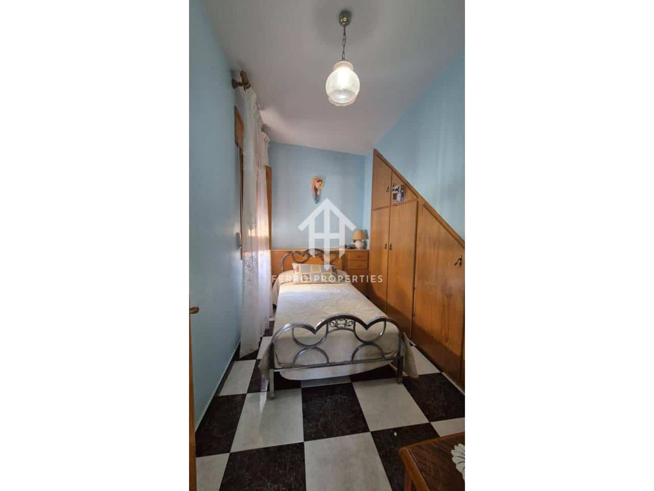 5 bedroom Apartment for sale in Algarinejo with garage - € 129,900 (Ref: 9152573)