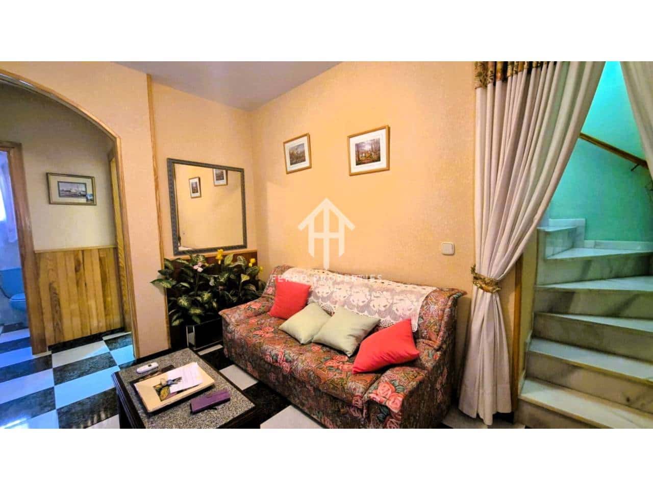 5 bedroom Apartment for sale in Algarinejo with garage - € 129,900 (Ref: 9152573)