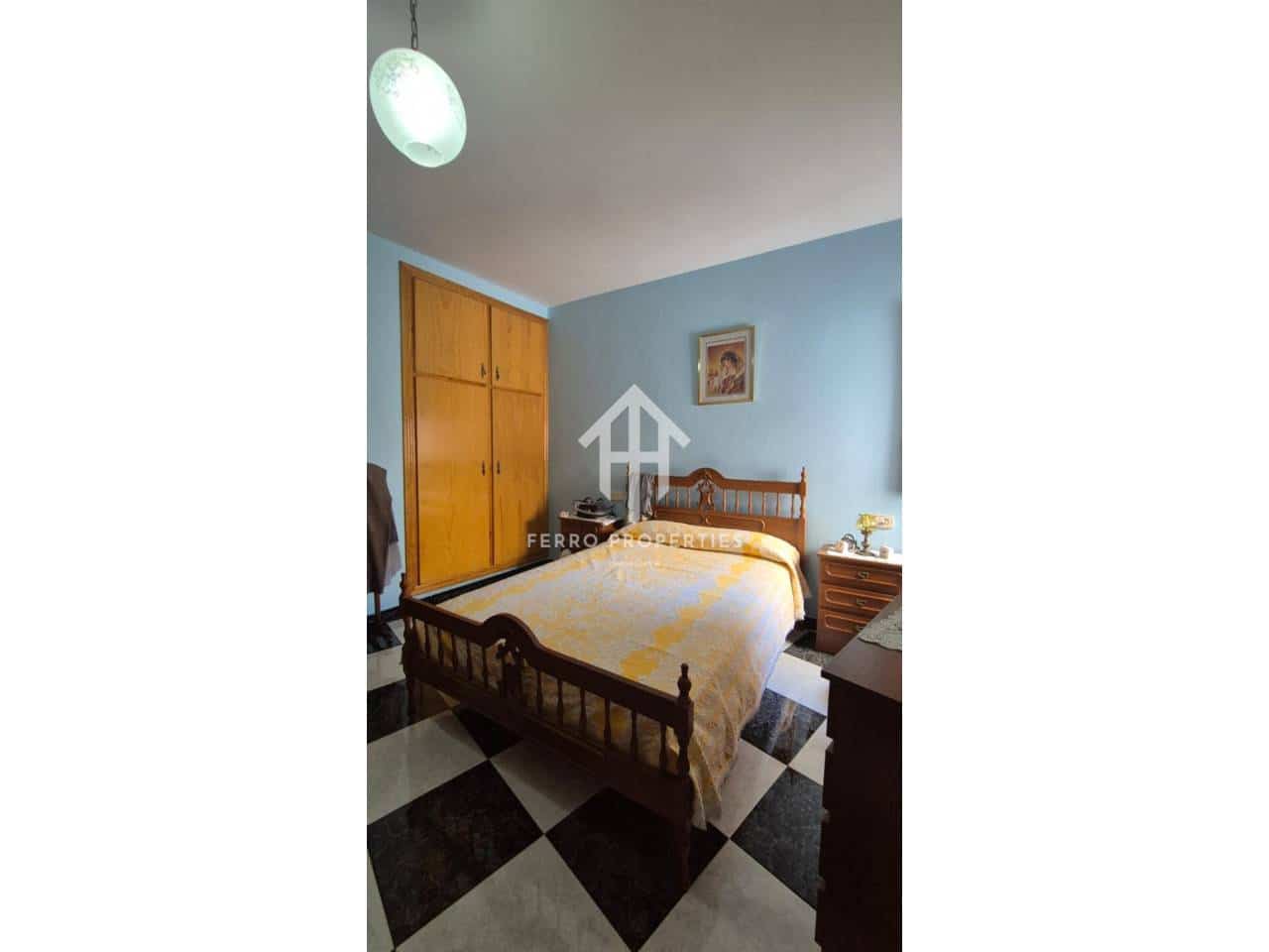 5 bedroom Apartment for sale in Algarinejo with garage - € 129,900 (Ref: 9152573)