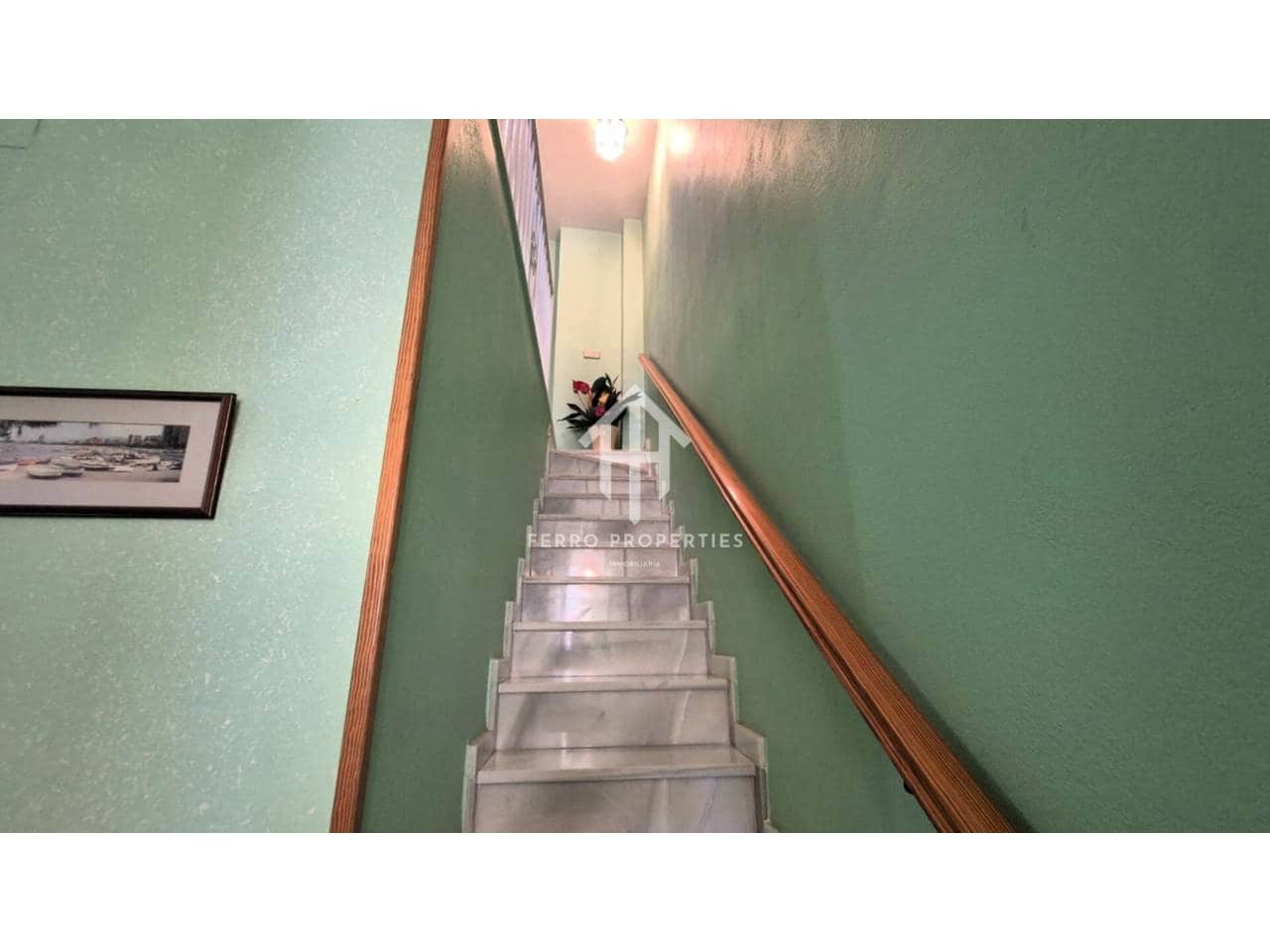 5 bedroom Apartment for sale in Algarinejo with garage - € 129,900 (Ref: 9152573)