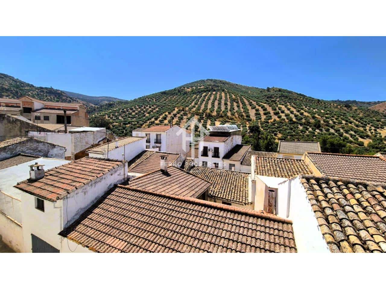 5 bedroom Apartment for sale in Algarinejo with garage - € 129,900 (Ref: 9152573)