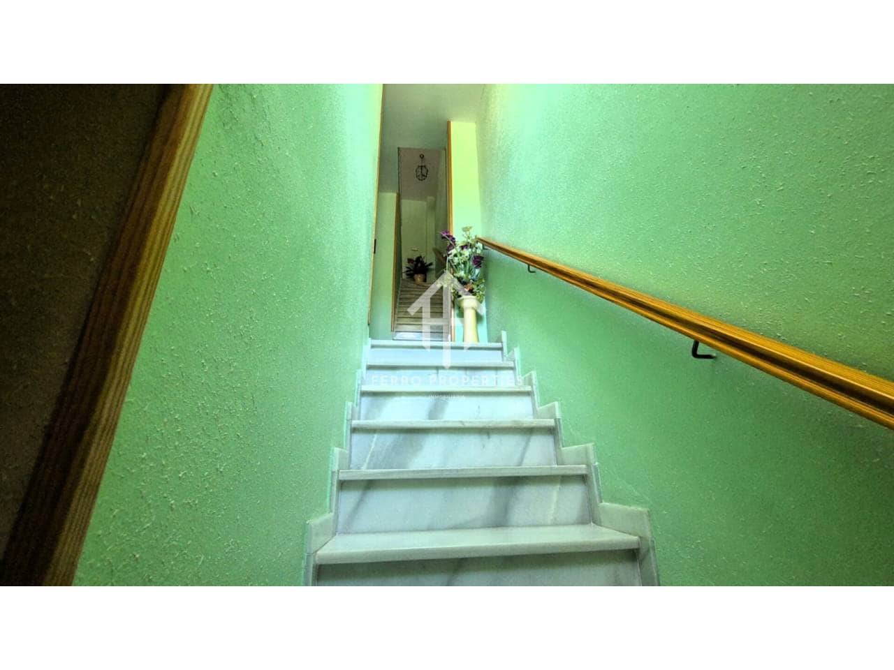 5 bedroom Apartment for sale in Algarinejo with garage - € 129,900 (Ref: 9152573)