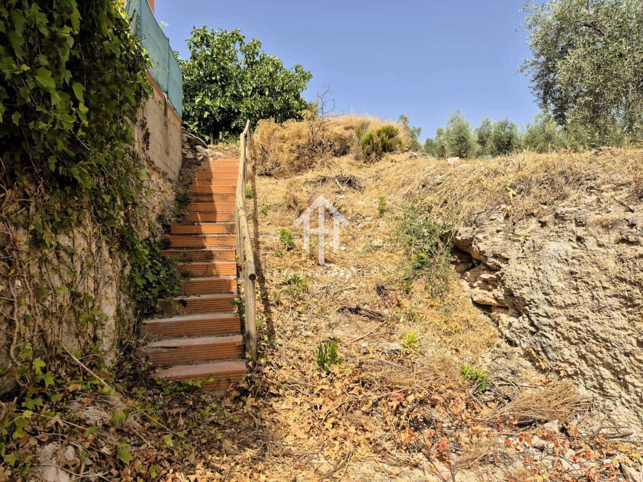 Ruin til salg i Loja - € 26.500 (Ref: 9152574)