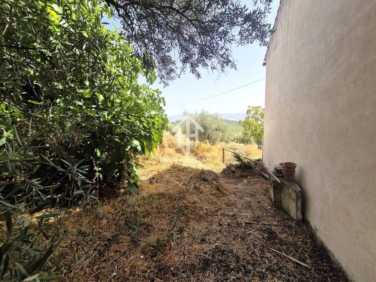 Ruin til salg i Loja - € 26.500 (Ref: 9152574)
