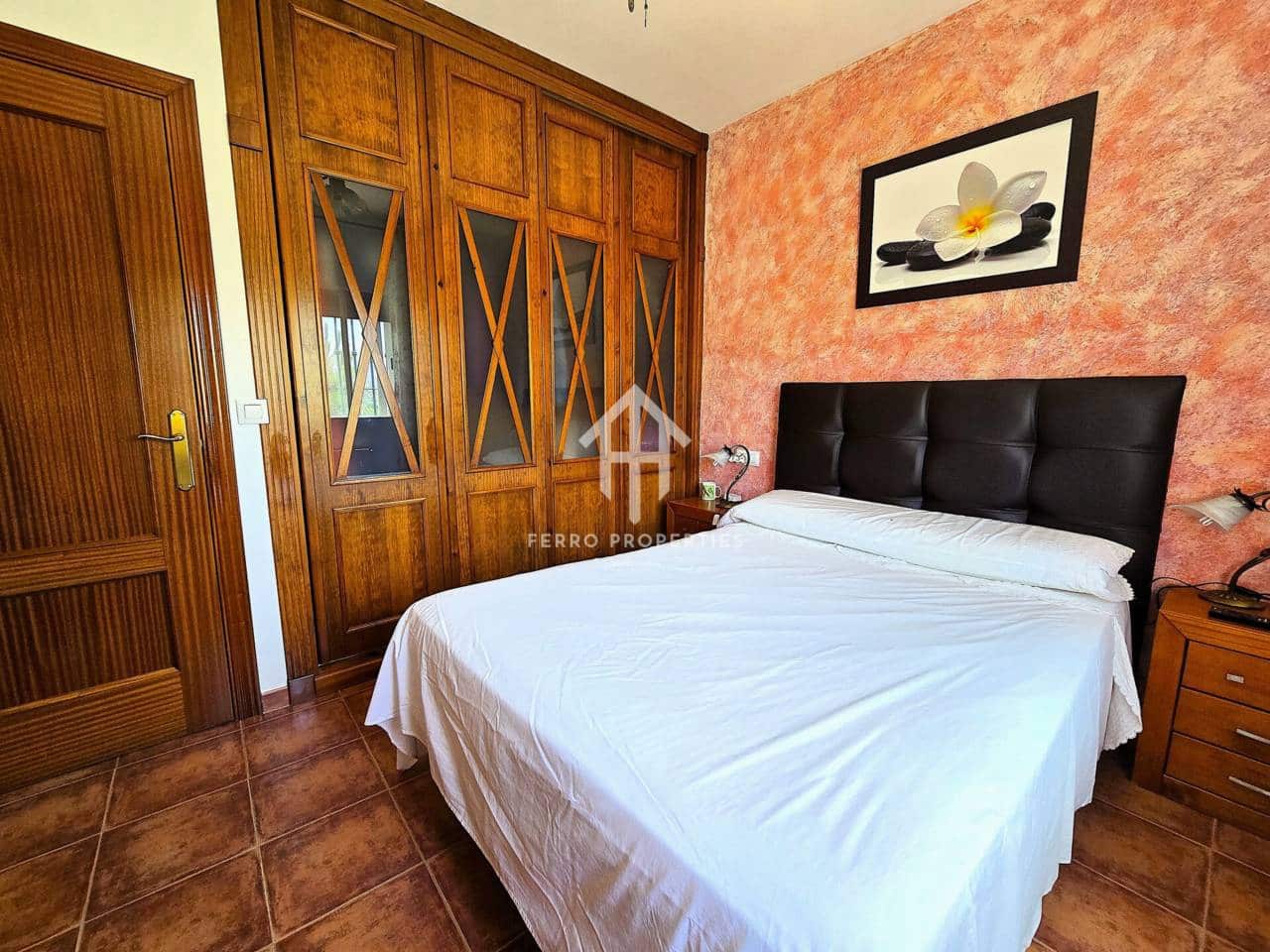 3 soveværelse Villa til salg i Fuente Camacho med swimmingpool garage - € 285.000 (Ref: 9152576)