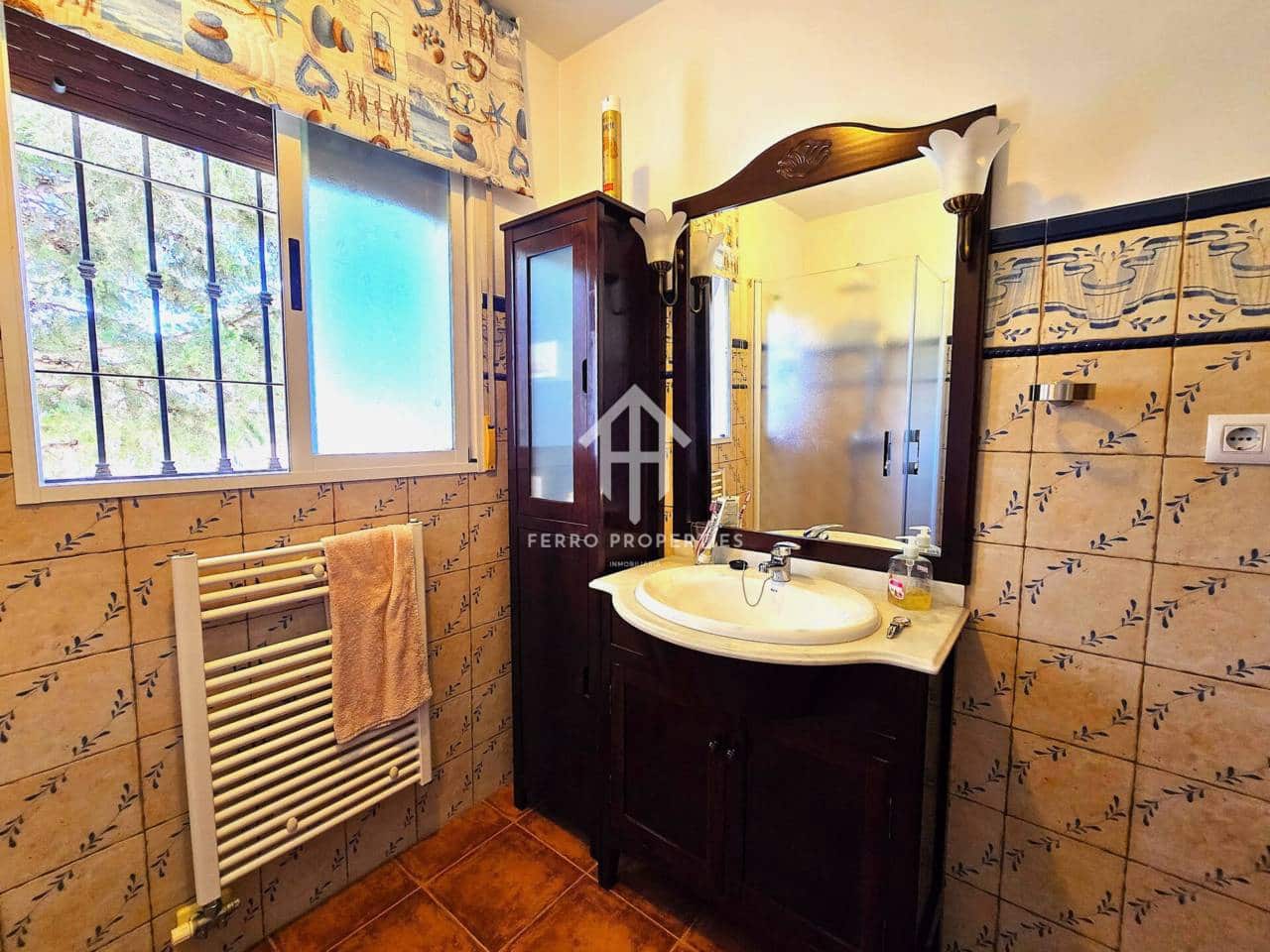 3 soveværelse Villa til salg i Fuente Camacho med swimmingpool garage - € 285.000 (Ref: 9152576)