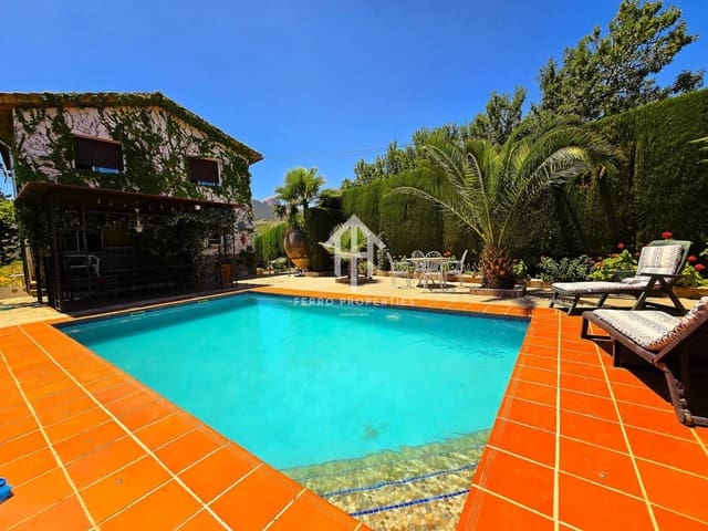 3 soverom Villa til salgs i Fuente Camacho, Loja med svømmebasseng garasje - € 285 000 (Ref: 9152576)