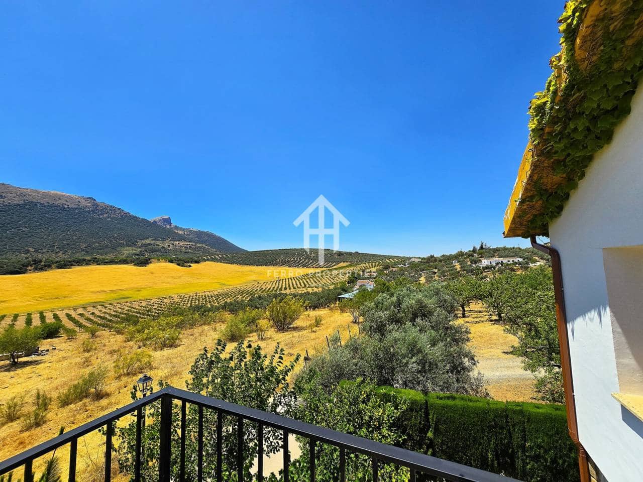 3 soveværelse Villa til salg i Fuente Camacho med swimmingpool garage - € 285.000 (Ref: 9152576)