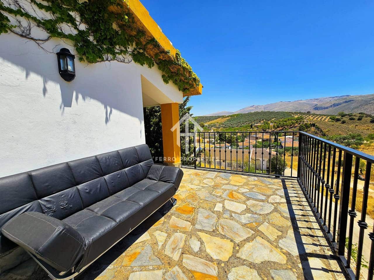 3 soveværelse Villa til salg i Fuente Camacho med swimmingpool garage - € 285.000 (Ref: 9152576)