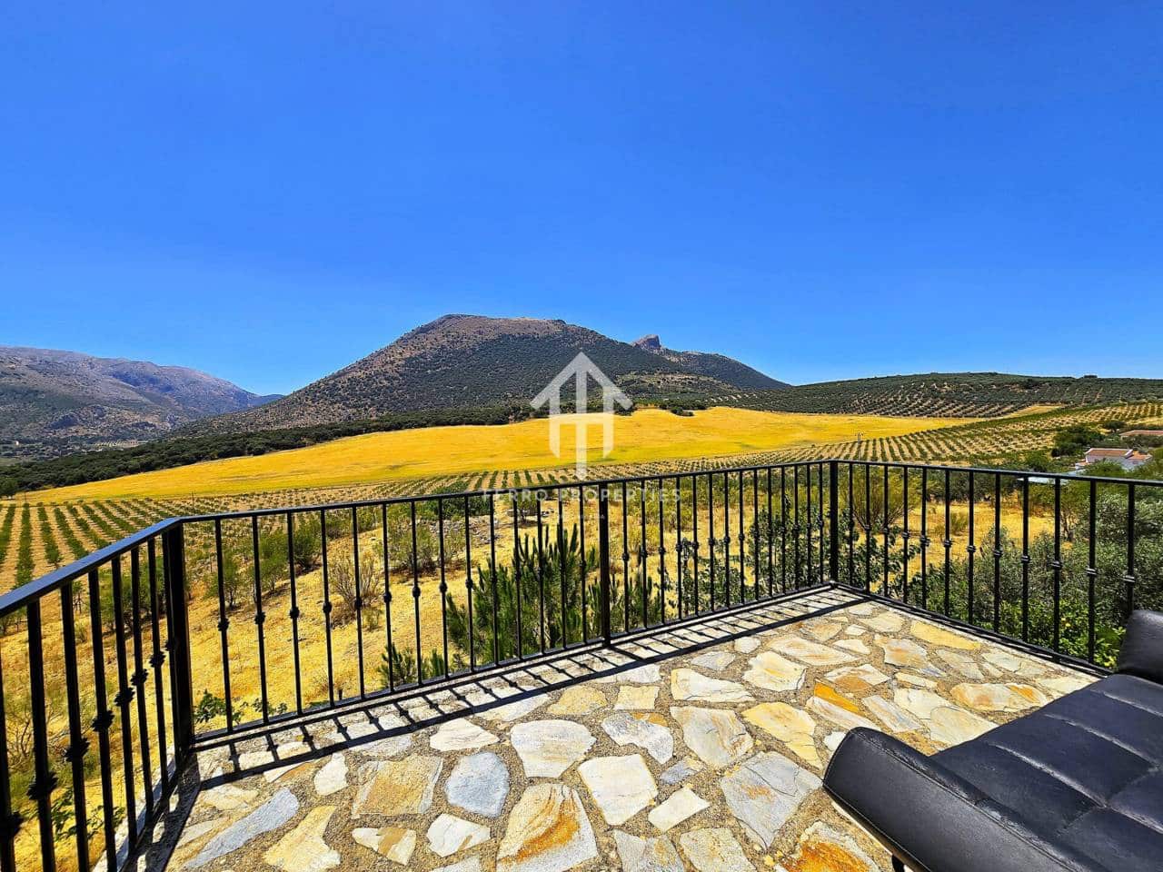 3 soveværelse Villa til salg i Fuente Camacho med swimmingpool garage - € 285.000 (Ref: 9152576)