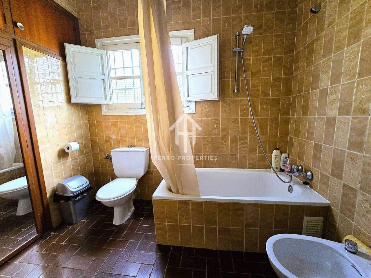 Finca/Landhuis te koop in Loja - € 550.000 (Ref: 9152579)