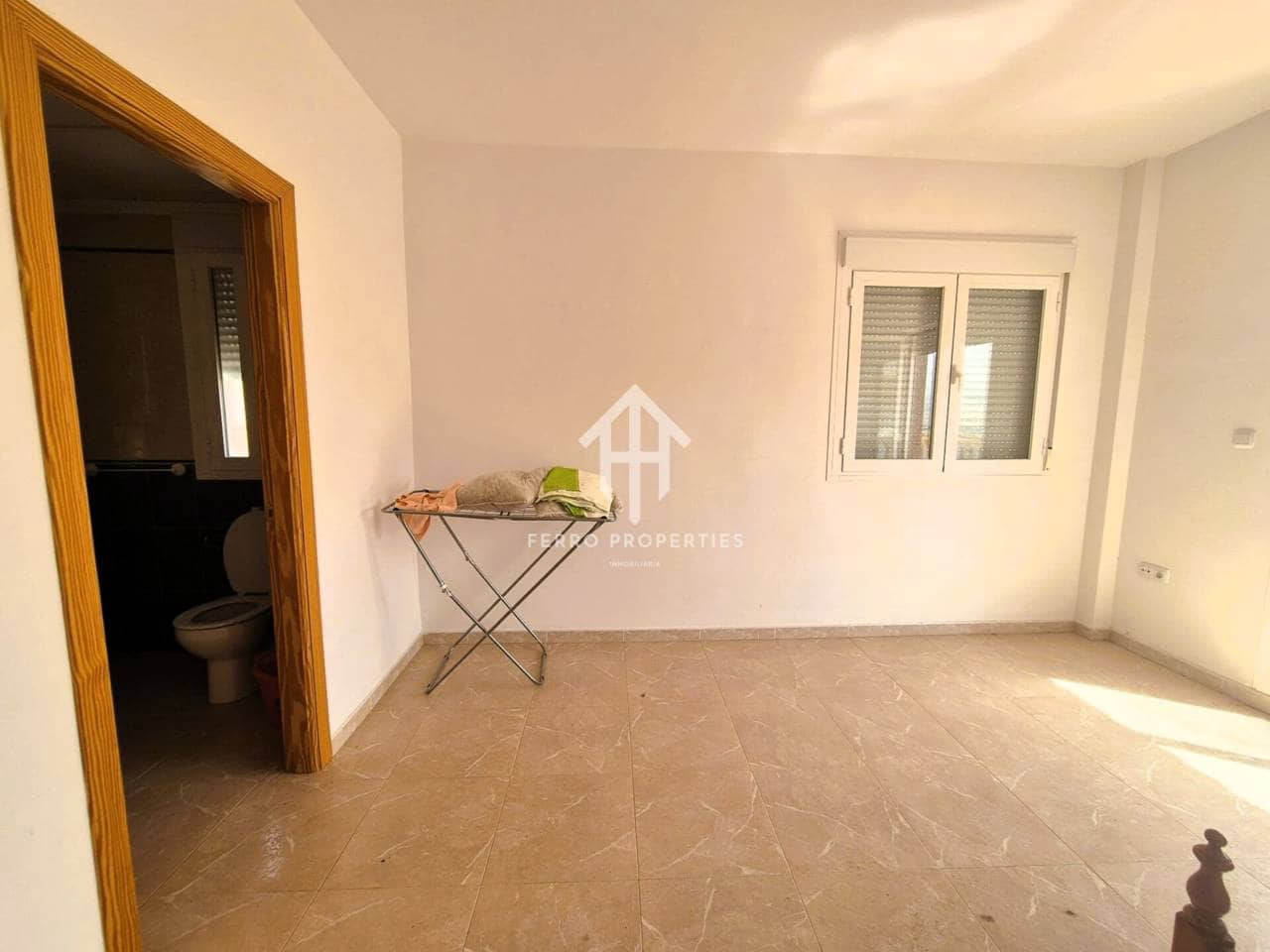 3 soveværelse Lejlighed til salg i Loja med garage - € 220.000 (Ref: 9152580)