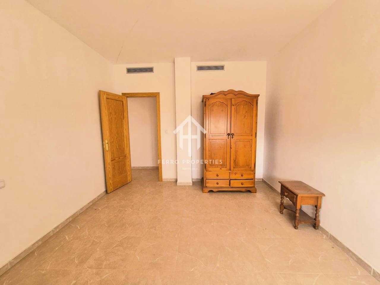 3 soveværelse Lejlighed til salg i Loja med garage - € 220.000 (Ref: 9152580)