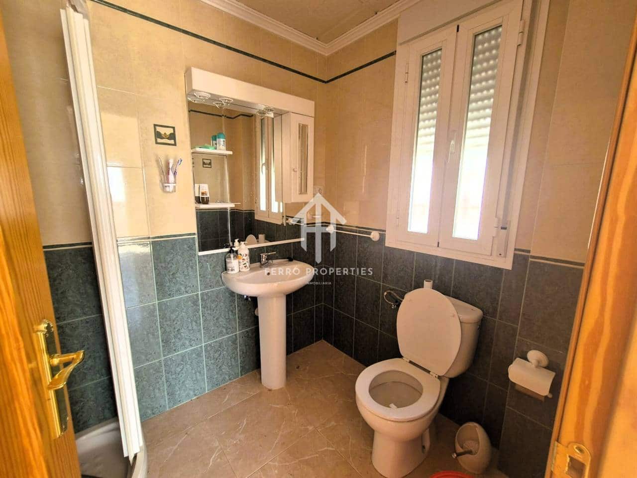 3 soveværelse Lejlighed til salg i Loja med garage - € 220.000 (Ref: 9152580)