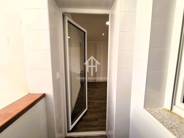 3 slaapkamer Flat te koop in Loja - € 104.900 (Ref: 9152582)