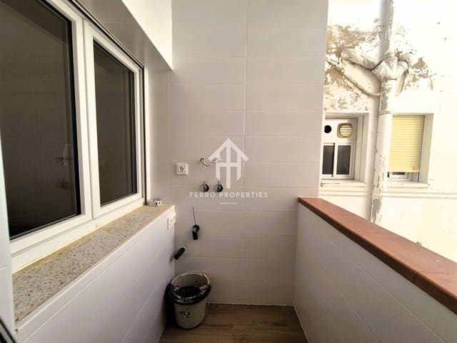 3 slaapkamer Flat te koop in Loja - € 104.900 (Ref: 9152582)