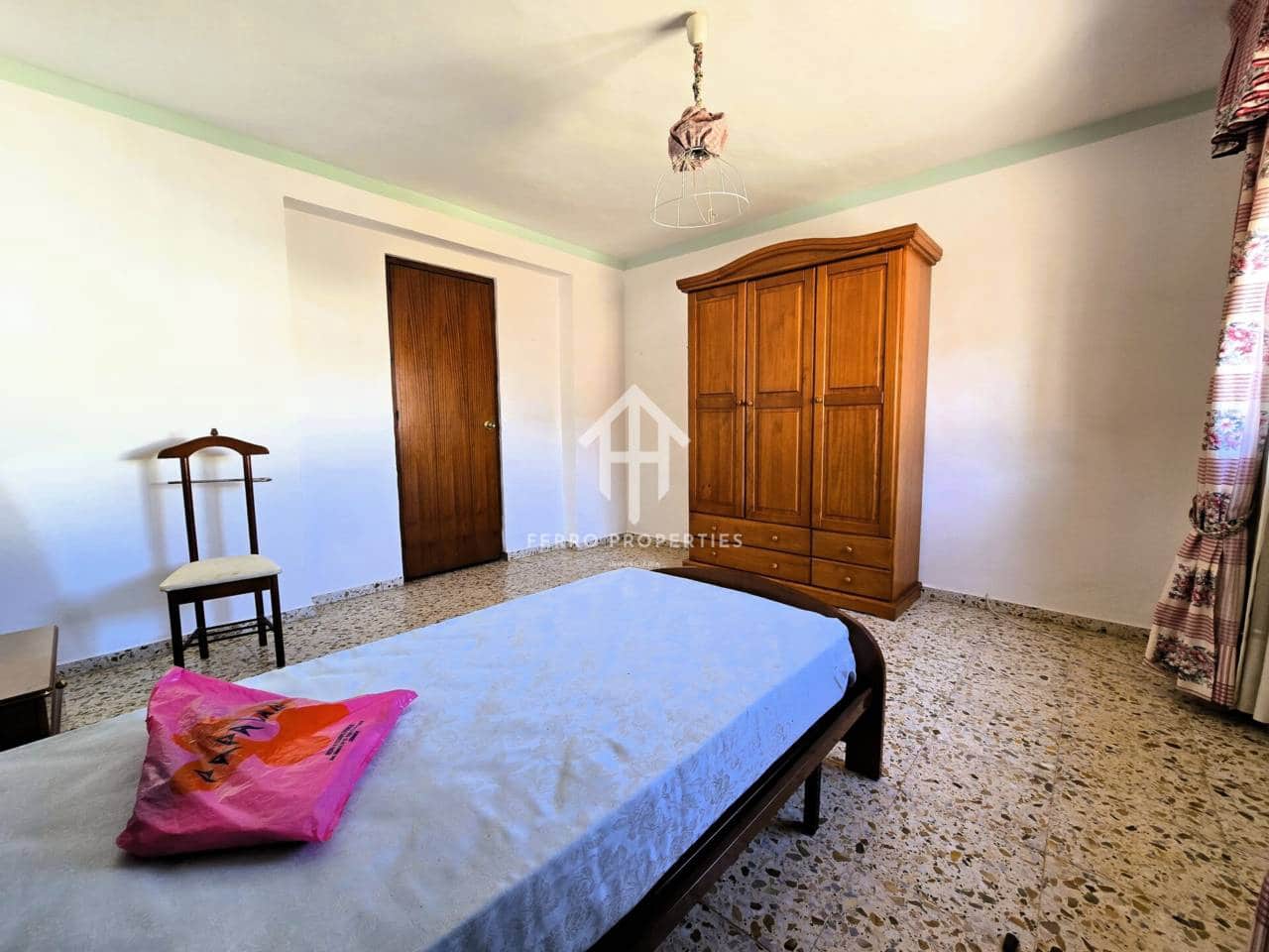 7 soveværelse Byhus til salg i Ventorros de la Laguna med garage - € 134.900 (Ref: 9152586)