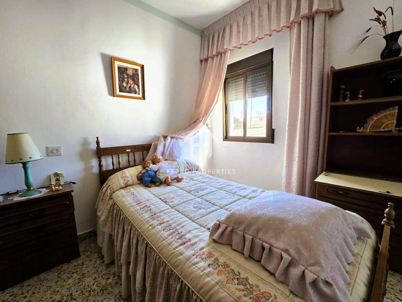 7 soveværelse Byhus til salg i Ventorros de la Laguna med garage - € 134.900 (Ref: 9152586)