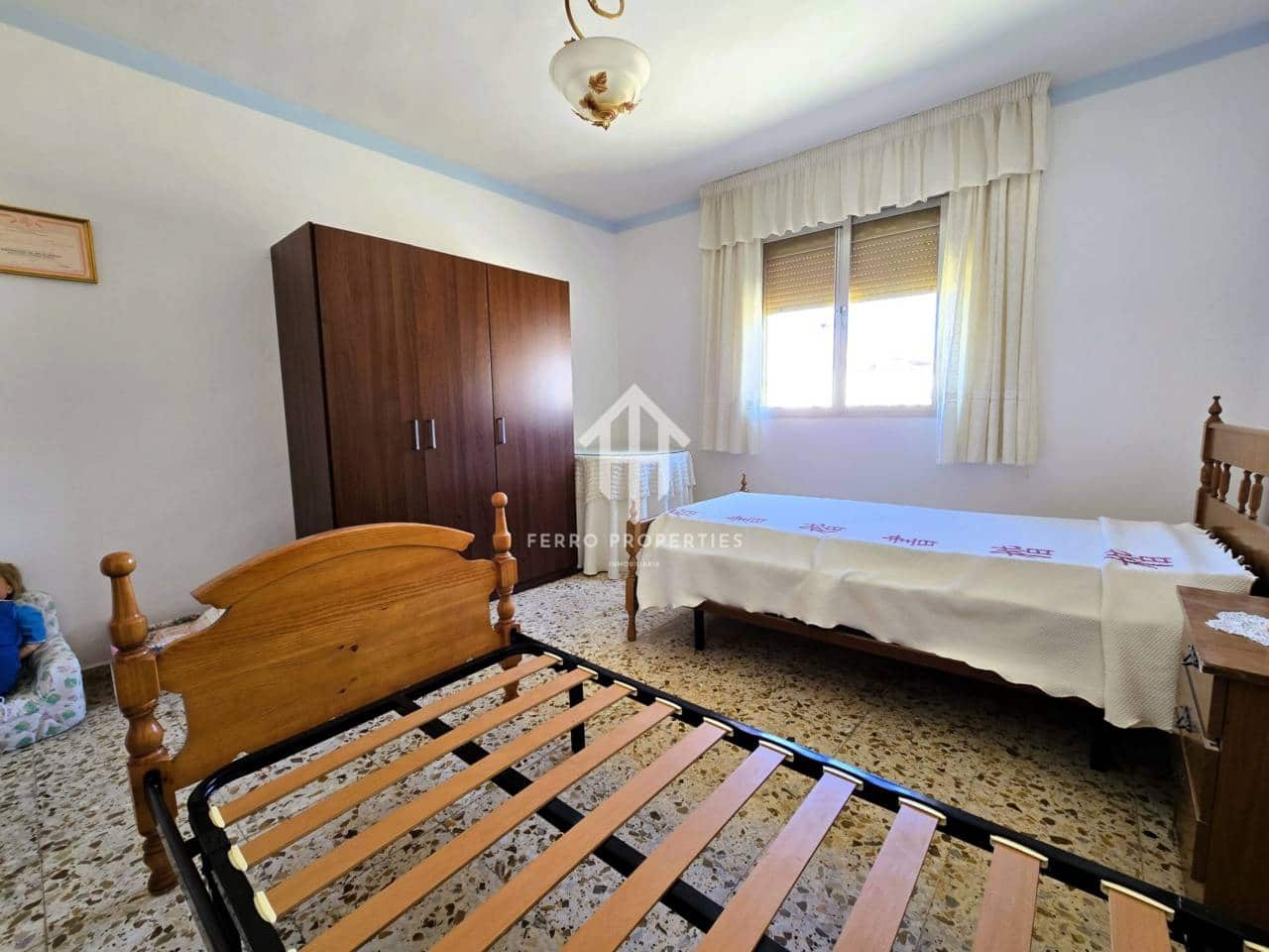 7 soveværelse Byhus til salg i Ventorros de la Laguna med garage - € 134.900 (Ref: 9152586)