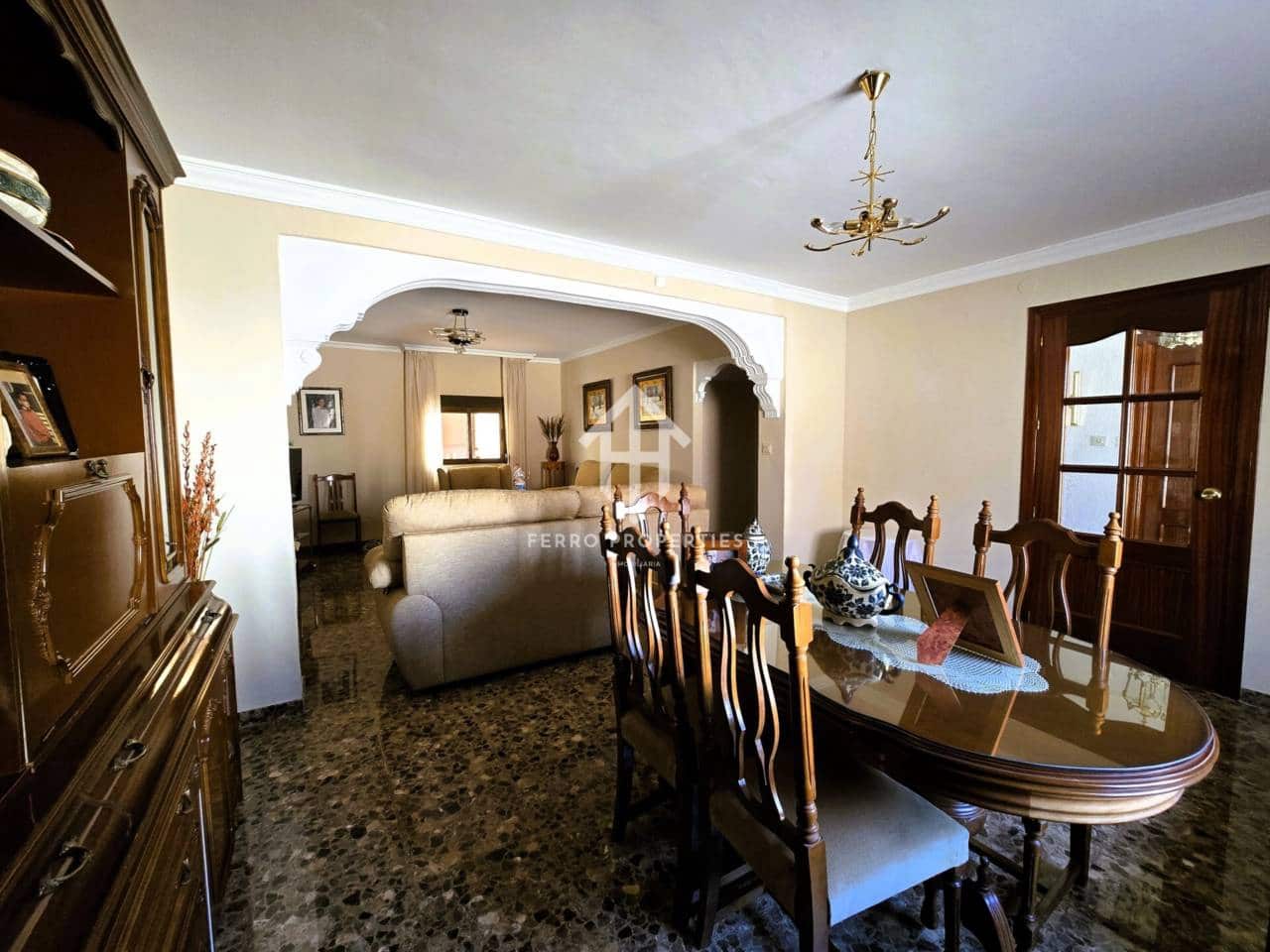 7 soveværelse Byhus til salg i Ventorros de la Laguna med garage - € 134.900 (Ref: 9152586)