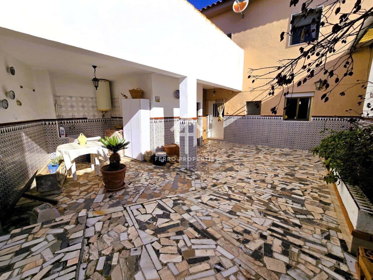 7 soveværelse Byhus til salg i Ventorros de la Laguna med garage - € 134.900 (Ref: 9152586)