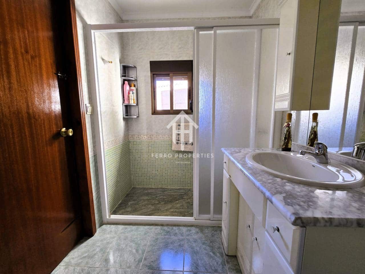 7 soveværelse Byhus til salg i Ventorros de la Laguna med garage - € 134.900 (Ref: 9152586)