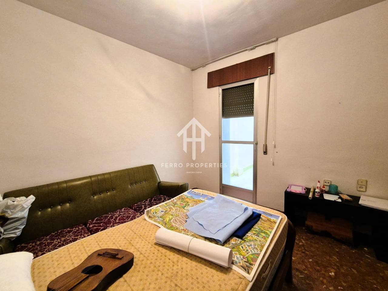 4 soveværelse Lejlighed til salg i Loja med garage - € 82.900 (Ref: 9152587)