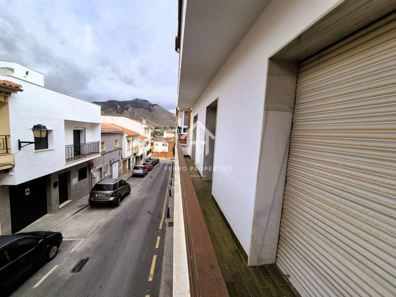 4 soveværelse Lejlighed til salg i Loja med garage - € 82.900 (Ref: 9152587)