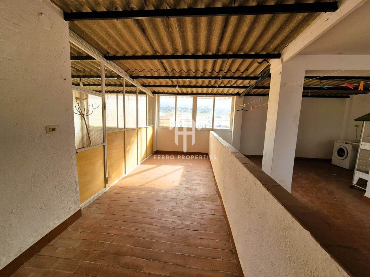 4 soveværelse Lejlighed til salg i Loja med garage - € 82.900 (Ref: 9152587)