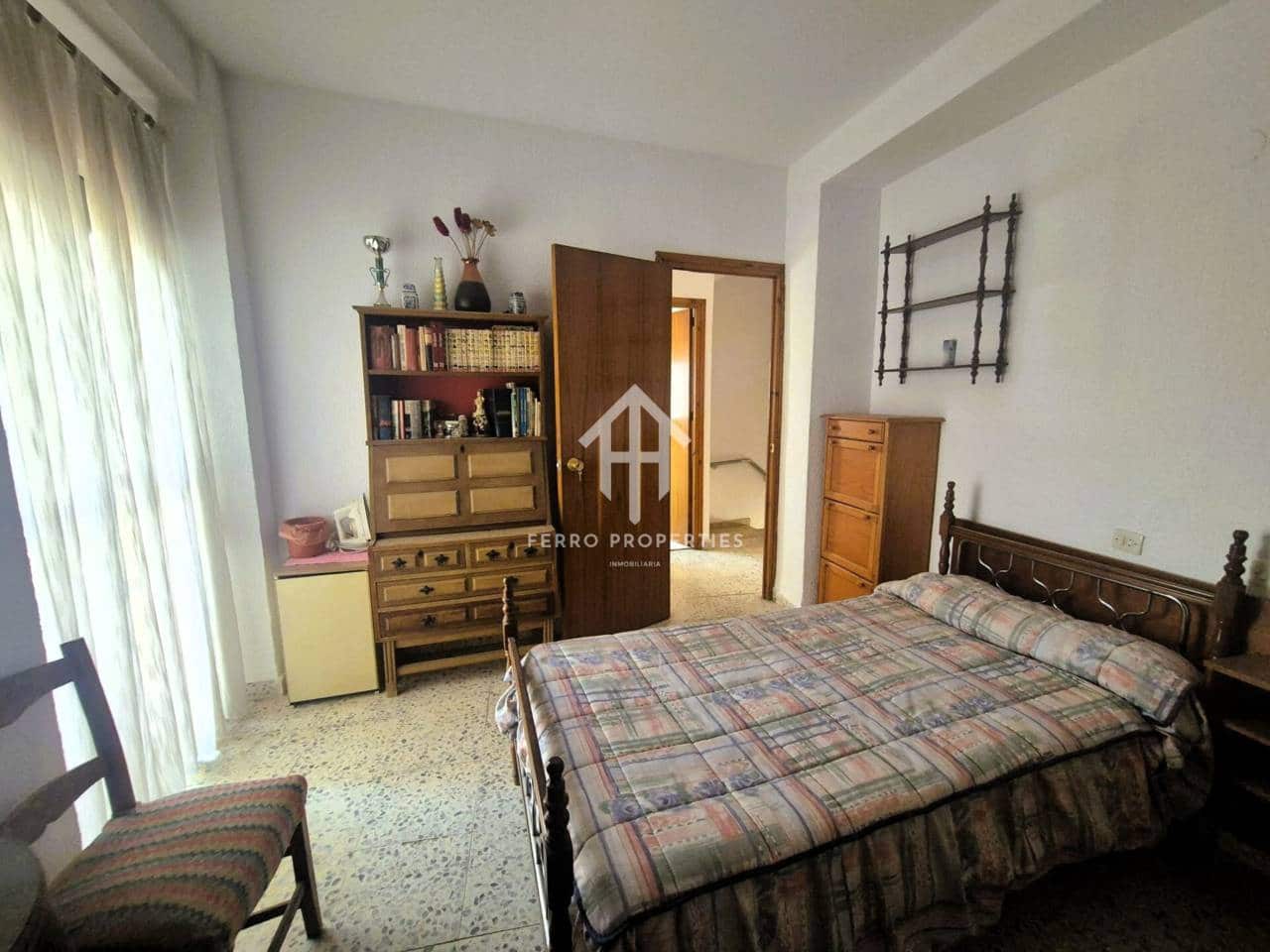 5 chambre Maison de Ville à vendre à Loja - 85 900 € (Ref: 9152592)