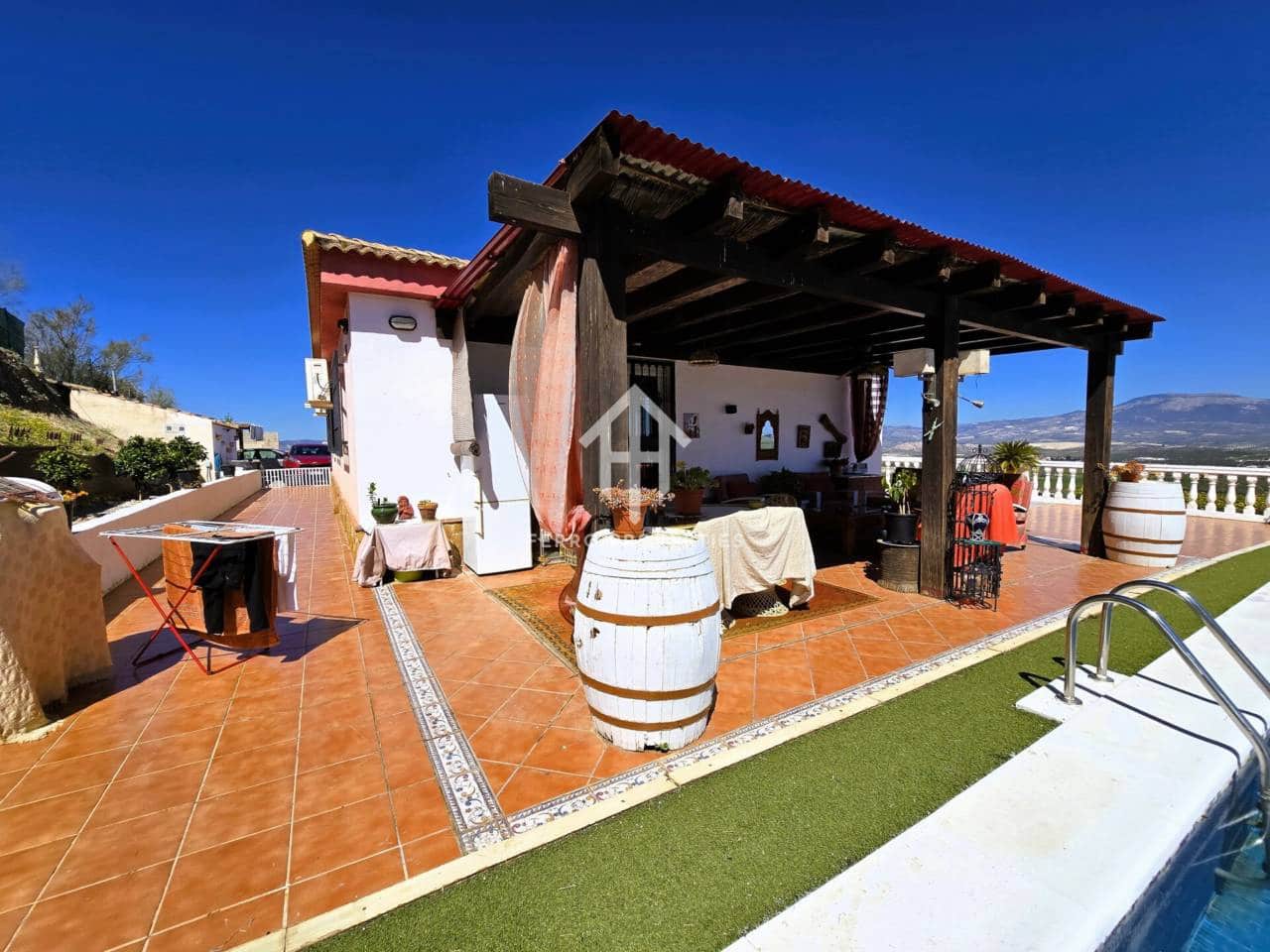 4 soveværelse Villa til salg i Moraleda de Zafayona med swimmingpool - € 280.000 (Ref: 9152599)