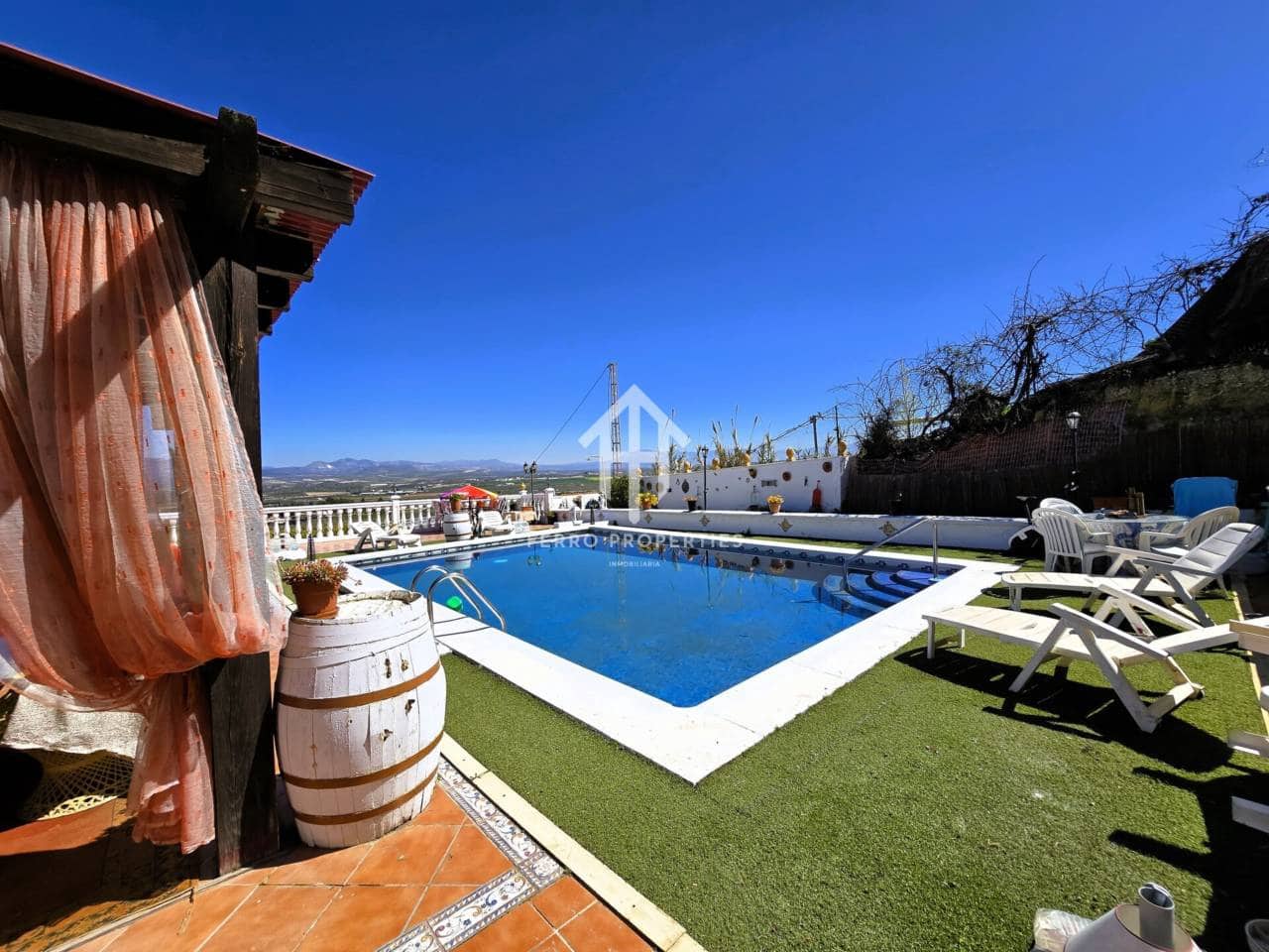 4 soveværelse Villa til salg i Moraleda de Zafayona med swimmingpool - € 280.000 (Ref: 9152599)