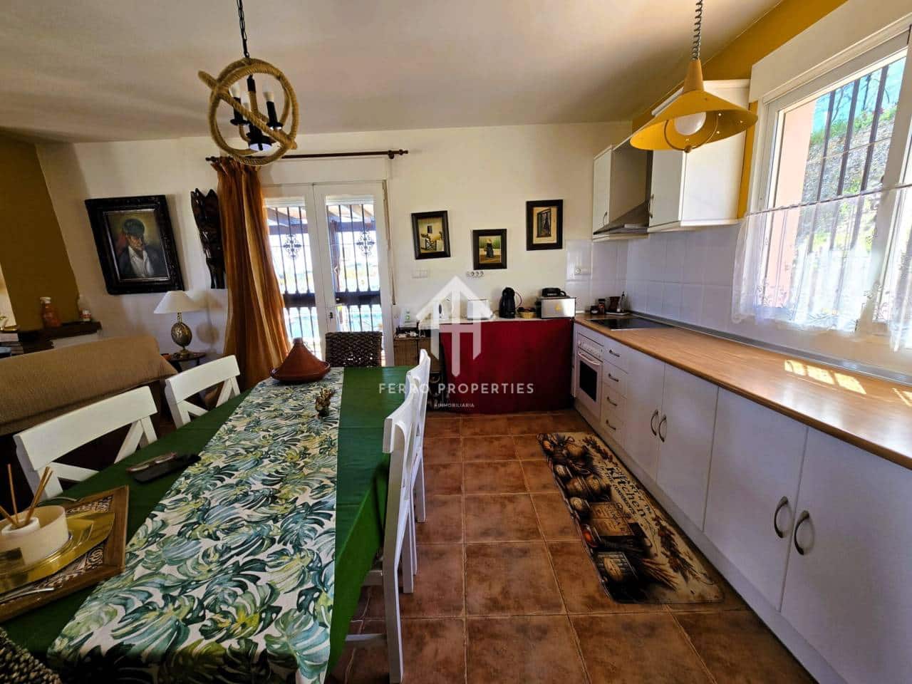 4 soveværelse Villa til salg i Moraleda de Zafayona med swimmingpool - € 280.000 (Ref: 9152599)