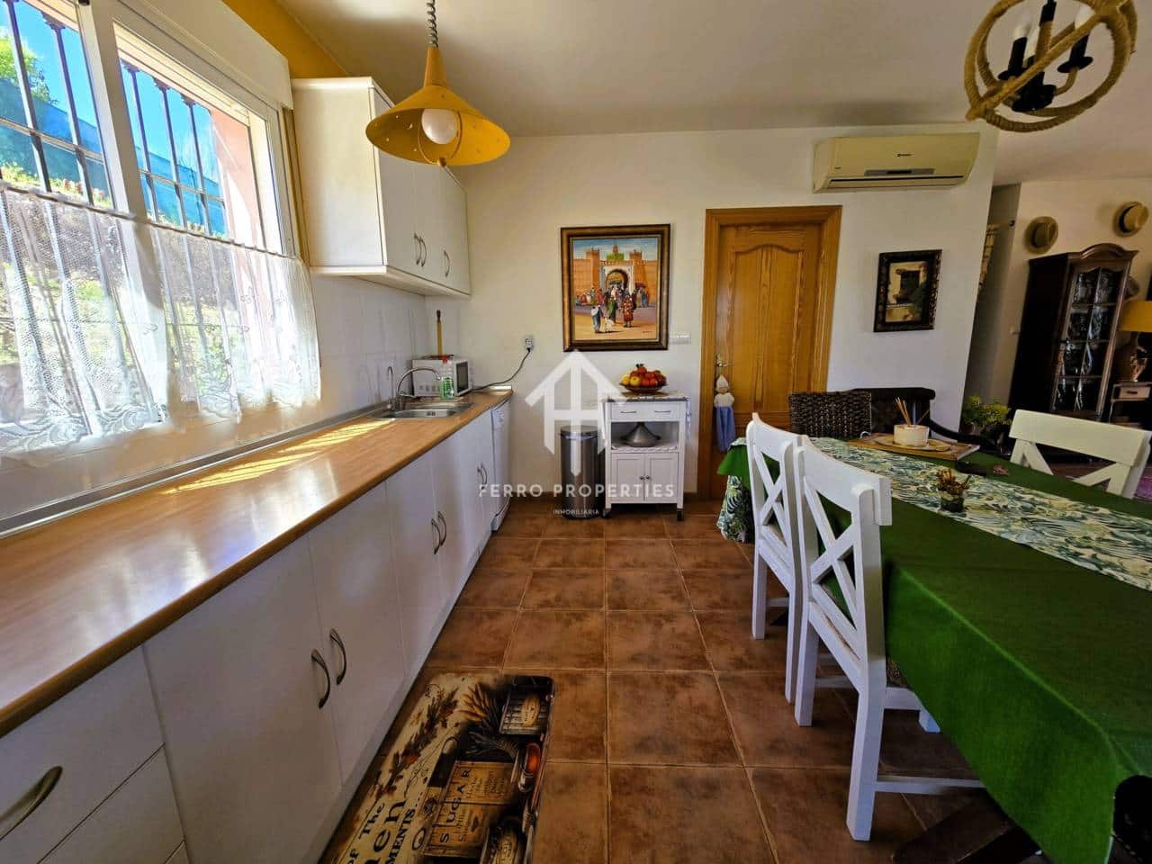 4 soveværelse Villa til salg i Moraleda de Zafayona med swimmingpool - € 280.000 (Ref: 9152599)